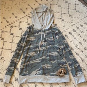 Trendy camo lightweight hoodie